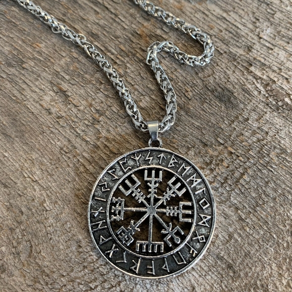 Viking Rune Pendant Necklace New. Never wore. - Picture 2 of 2